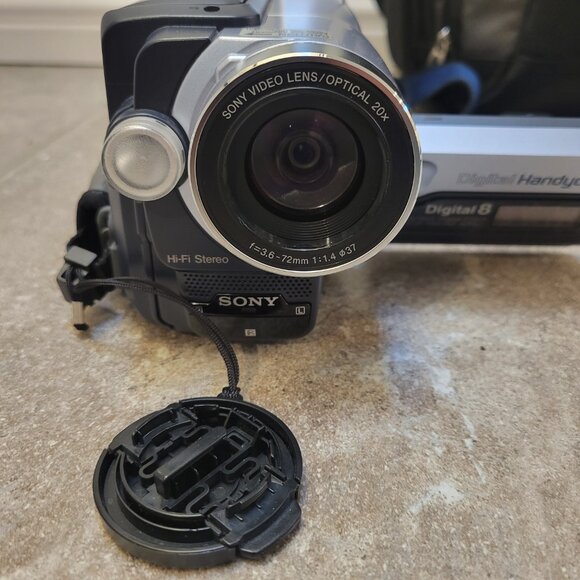 Sony DCR-TRV140E Digital8 Tape Digital Video Camera HANDYCAM Full Working Set - Picture 6 of 14